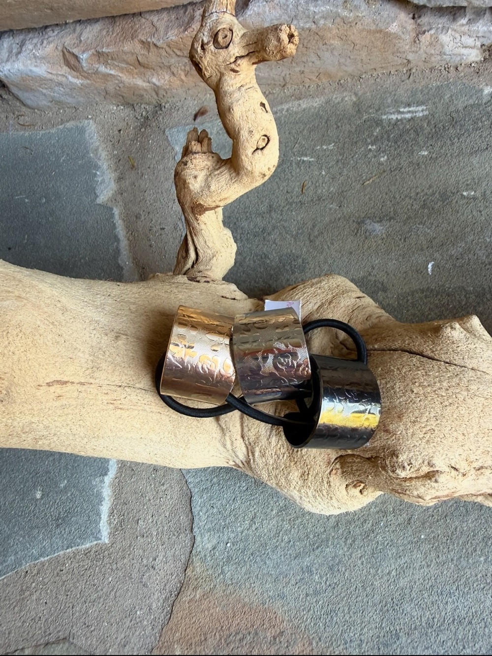 New🌟Free People-Mixed Hammered Metal Hair Cuffs (Set of 3) - Picture 3 of 3
